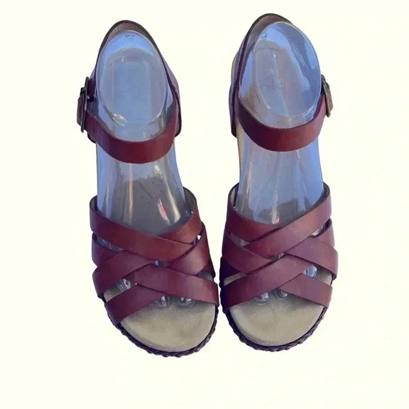 WOMEN’S DANSKO TRU  SANDALS•SIZE 39/US 8.5-9•MEDIUM BROWN•GREAT CONDITION• - Picture 1 of 14